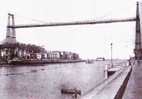 Anrigua imagen del Puente Colgante